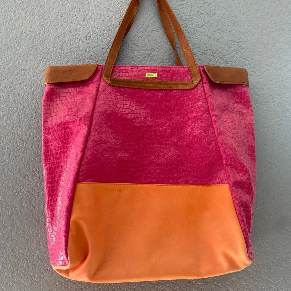 Beautiful  Be&D Two tone color Shoulder Bag